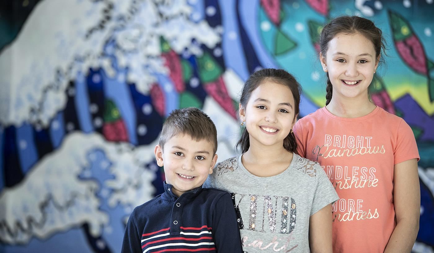Alek, Kaitlyn and Nicolle Walker 